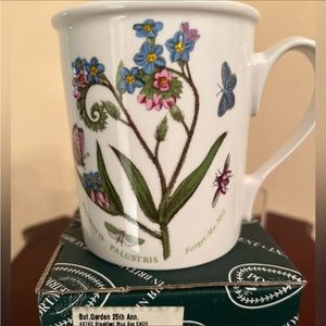 610. NWT VINTAGE PORTMEIRION BOTANIC GARDEN 1997 FORGET-ME-NOT MUG